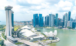 シンガポール